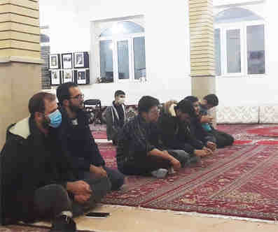 جوانان محله خاتمیه ایلام در سوگ امام‌هادی(ع)