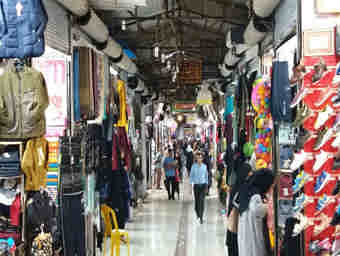 بیش از این سفره های کوچک شده را بی نان نکنیم