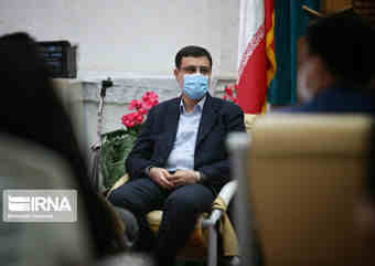 قاضی زاده هاشمی: دو ماهه کرونا را جمع کنیم