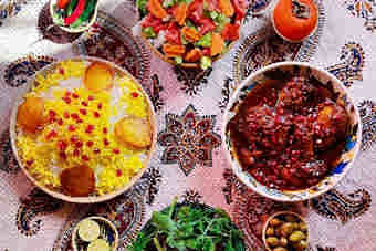 طرز تهیه مرغ ناردونی، راحت و بی‌نظیر