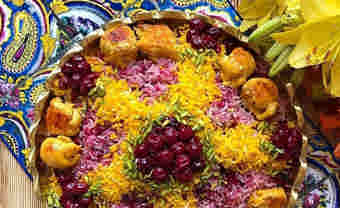 طرز تهیه آلبالوپلو؛ طعمی که فراموش نمی‌شود