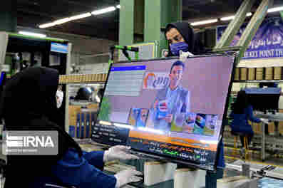 داخلی‌ها قادر به تامین بازار هستند/انتقاد از حجم بالای تلویزیون قاچاق