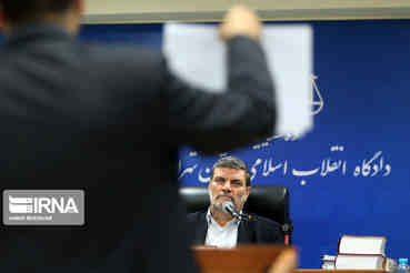 متهم ردیف اول ثبت سفارش خودرو پای میز محاکمه