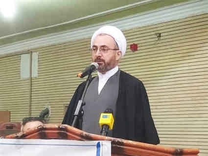 سنگر نماز جمعه از رویش های انقلاب اسلامی است/ امامان جمعه زبان گویای مردم هستند