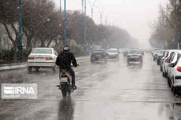 رییس پلیس راه: محورهای مواصلاتی ایلام لغزنده است