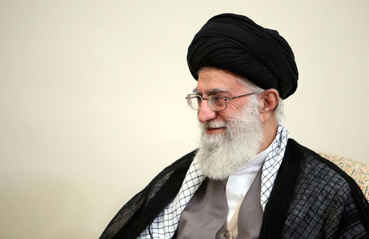 رهبر انقلاب با عفو و تخفیف مجازات تعدادی از محکومان موافقت کردند