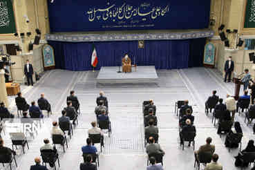 درون‌مایه ۱۱ سال سخنان رهبری در جمع کارگران/ تاکید بر فرهنگ کار، تکریم کارگر و رعایت حقوق آنها
