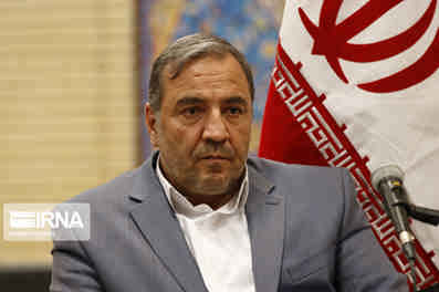 استاندار ایلام پیگیر رفع مشکل شهروند ملکشاهی شد