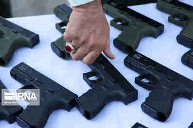 انهدام پنج باند قاچاق سلاح و مهمات و کشف بیش از 300 سلاح جنگی و شکاری در ایلام 