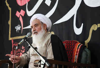 مردم ایران امروز پای اسلام، کشور و نظام خود ایستاده‌اند