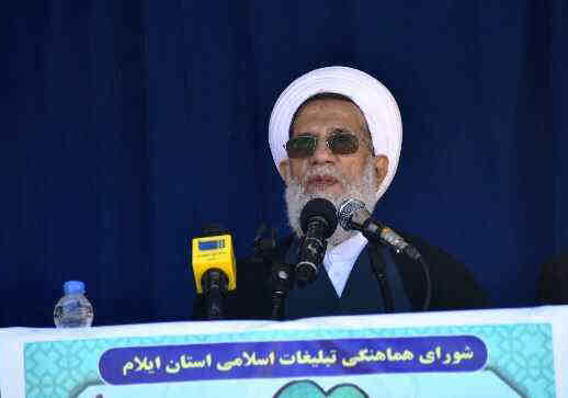 استقامت ملت ایران رژیم استکباری آمریکا را به ستوه آورده است