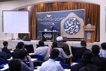 در نشست «روایت جهاد» در حوزه علمیه مروی تهران؛ سخنگوی دولت: ۳۵ هزار خبر منفی درباره آینده اقتصادی کشور تولید شده است