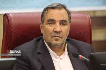 استاندار ایلام: بروکراسی اداری سرمایه‌گذاران را خسته می‌کند