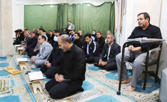 برگزاری محفل انس با قرآن کریم در شرکت آب و فاضلاب استان ایلام