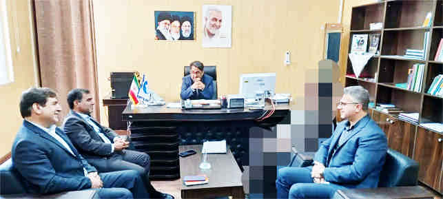 خیر نیک اندیش واحد مسکونی ۱۳ میلیارد ریالی به خانواده سه معلول ایلامی اهدا کرد