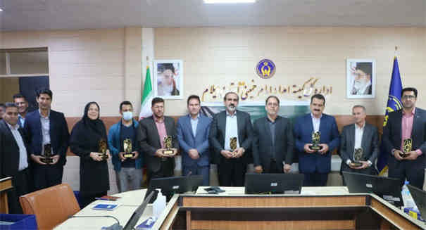 پرداخت ۲۵۵ میلیارد تومان تسهیلات قرض الحسنه به ۳۱ هزار نیازمند ایلامی/ تجلیل از خیرین قرص الحسنه برتر ایلام