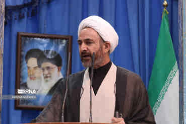 امام جمعه ایلام: بصیرت افزایی مهم ترین راهبرد خنثی کننده توطئه دشمنان است