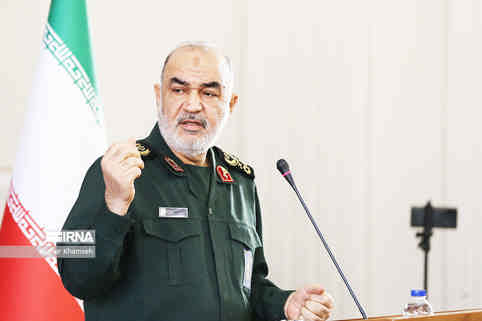 سردار سلامی: دشمن در سالگرد حوادث پارسال درپی فتنه‌انگیزی است