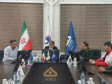 فرمانده سپاه ایلام: مسئولان ارشد کشوری برای حل مسئله پتروشیمی دهلران ورود کنند