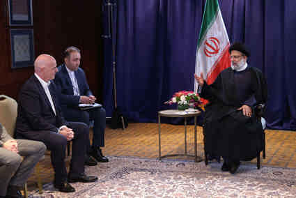 استاد علوم تربیتی دانشگاه تهران: دیدار رییس‌جمهور با رییس فیفا هوشمندانه بود
