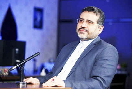 وزیر فرهنگ: سهمی از حج عمره به دانشجویان اختصاص داده خواهد شد