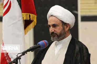 امام جمعه ایلام: قانون سه درصد استخدام معلولان در استان اجرا شود