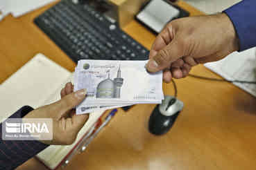 مصوبه کمیسیون تلفیق برای افزایش ۲۰ درصدی حقوق کارمندان