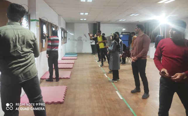 برگزاری مسابقات دارت کارکنان ادارات استان ایلام در بخش آقایان ، به مناسبت دهه مبارک فجر