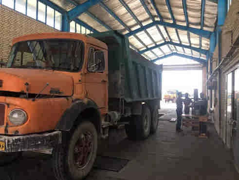 چهار هزار و ۲۱۰ برگ معاینه فنی برای خودروهای سنگین ایلام صادر شد