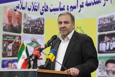 استاندار ایلام: همه باید روایت‌گر دستاوردهای نظام باشیم
