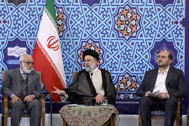در نشست با جمعی از خیرین؛ رئیسی: خیرین شریک راهبردی دولت هستند/تسهیل مسیر انجام کارهای خیر