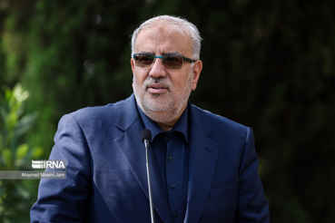 در حاشیه جلسه هیات دولت؛ اوجی: پالایشگاه جمع‌آوری گازهای مشعل با حضور رئیس جمهور در دهلران بهره‌برداری می‌شود