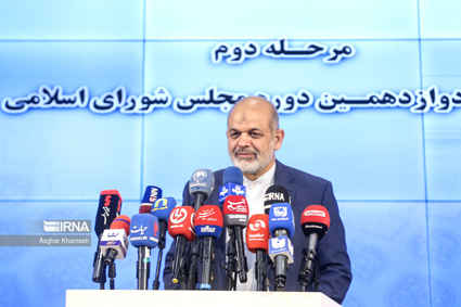 در نشست خبری؛ وزیر کشور: برگزاری الکترونیکی انتخابات دستاورد ارزشمندی است