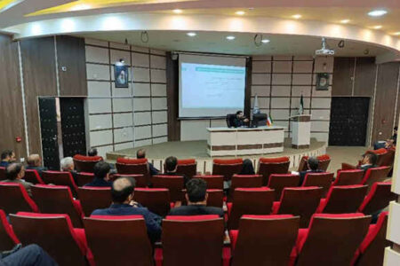 تبیین توسعه نیروگاه های خورشیدی ادارات استان ایلام با حضور نمایندگان دستگاه های اجرایی