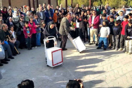 جشنواره تئاتر شرهانی در دهلران؛ جایی که سرما در برابر گرمای هنر کم آورد