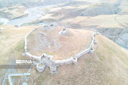 بارش باران آبدانان را برای گردشگران نوروزی دلپذیر کرده است