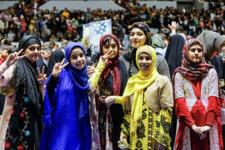دختران؛ آینده‌سازان در پیچ و خم چالش‌ها و فرصت‌ها