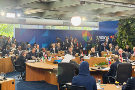 عراقچی: تحریم‌ها و تنش‌های ژئوپلتیکی همکاری‌های اقلیمی را تضعیف کرده است