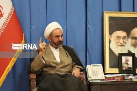 امام جمعه ایلام: اولویت مواکب اربعین ارتقای فرهنگ زیارت و معرفت‌افزایی باشد
