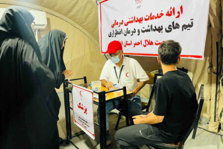 ارائه خدمات هلال احمر به ۵۱۸ هزار زائر اربعینی مرز مهران