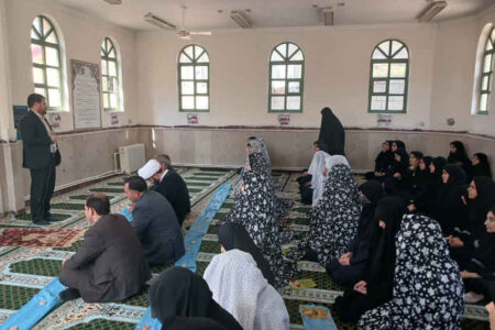 حضور بازرس کل قضایی استان ایلام در دبیرستان لقمان با هدف تبیین دستاوردهای قوه قضائیه