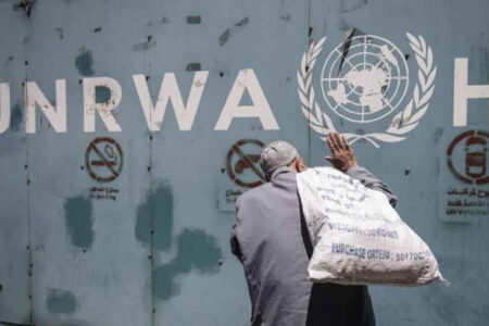 هدف تخریب مرکز «آنروا» در قدس اشغالی محو هویت آوارگان فلسطینی است