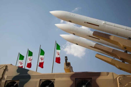 رسانه روس: توانمندی نظامی ایران به کابوسی برای ناوهای آمریکایی تبدیل خواهد شد