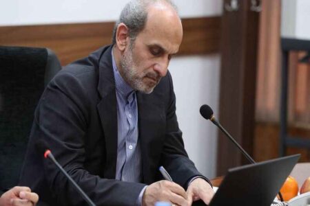 عزل مدیرشبکه افق و توقف برنامه «خط‌خطی» پس از پخش محتوای توهین‌آمیز