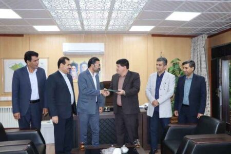 مراسم تکریم و معارفه سرپرست اداره مخابرات شهرستان مهران برگزار شد
