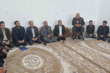 رحیمی: بنیاد شهید در مسیر خدمت‌رسانی به خانواده‌های معظم شهدای جنگ رمضان گام برمی‌دارد