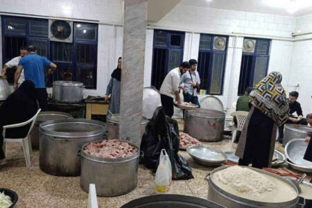 توزیع ۴۳۰۰ پرس غذای گرم در شهر ایلام به مناسبت عید غدیر؛ گامی بزرگ در پویش «به عشق مولا»