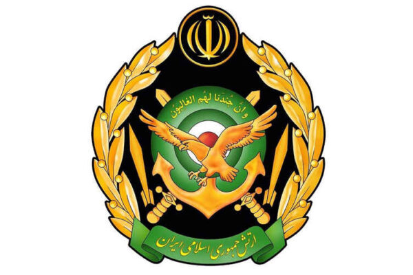 ارتش دست بر ماشه و گوش‌ به فرمانِ فرمانده کل قوا آماده حراست از عزت و منافع ملی است