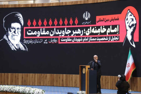 پزشکیان: من با رهبر شهید وداع نکرده و نخواهم کرد