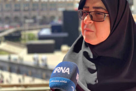 مهاجرانی: حضور پرشور جمعیت در مراسم تشییع آقای شهید از جلوه‌های قدرت ملی است